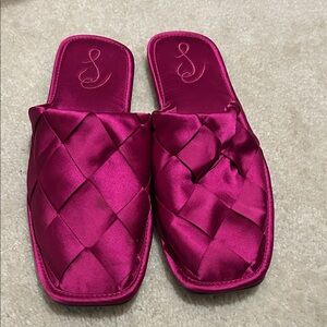 Elegant Pink Satin Women's Slippers